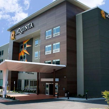 La Quinta Inn & Suites By Wyndham Manchester - Arnold Afb エクステリア 写真